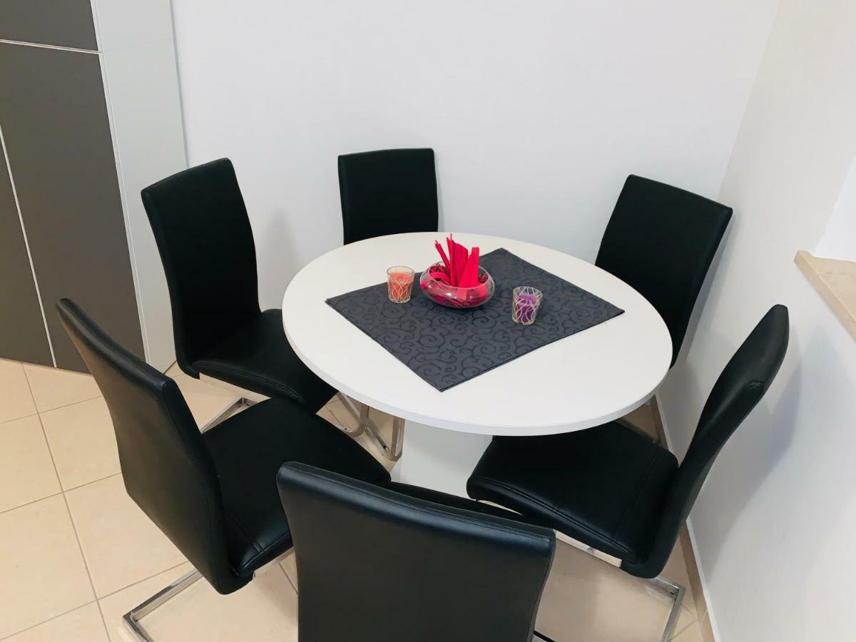 Josip Modern Apartment Novalja