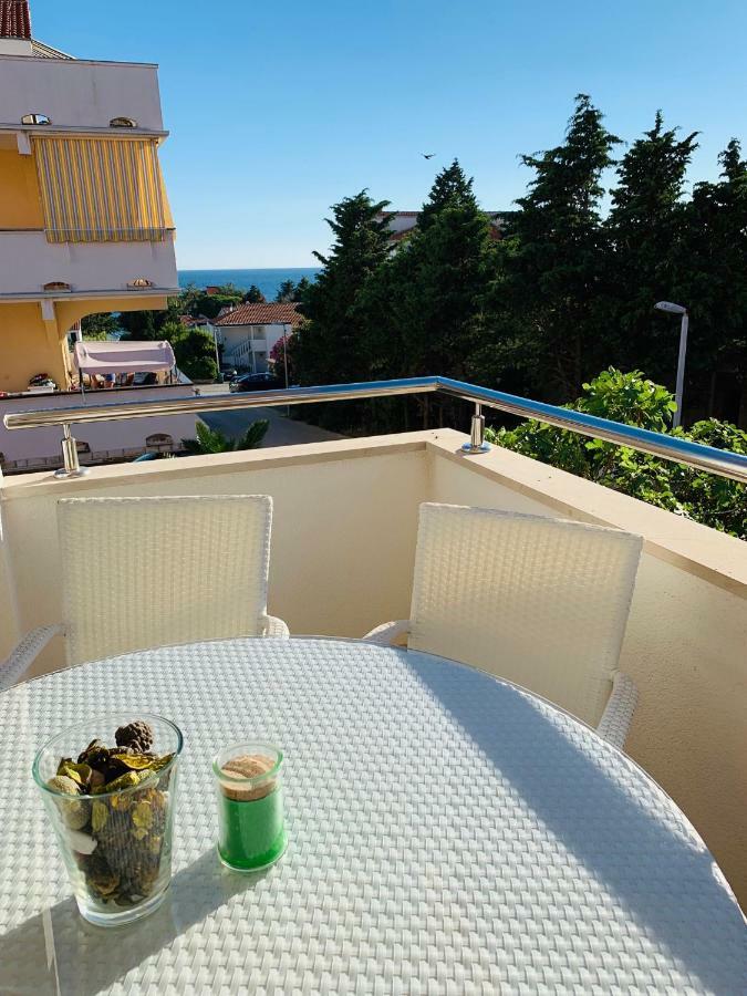 Josip Modern Apartment